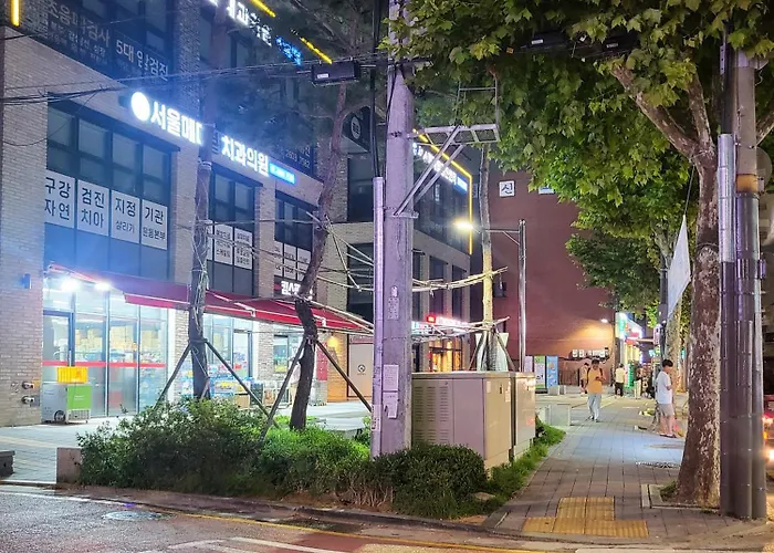 77m2 K-room, 3 Bedrooms, 2 Bathrooms, 4min To Subway 아파트 서울특별시