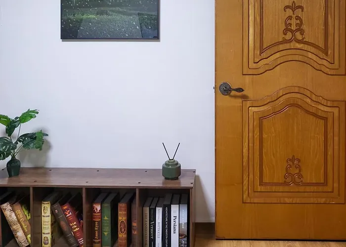 77m2 K-room, 3 Bedrooms, 2 Bathrooms, 4min To Subway 서울특별시