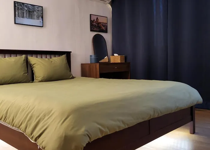 77m2 K-room, 3 Bedrooms, 2 Bathrooms, 4min To Subway 서울특별시