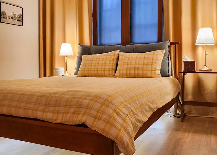 아파트 77m2 K-room, 3 Bedrooms, 2 Bathrooms, 4min To Subway