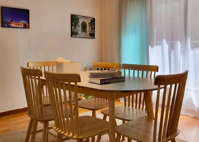 77m2 K-room, 3 Bedrooms, 2 Bathrooms, 4min To Subway 아파트