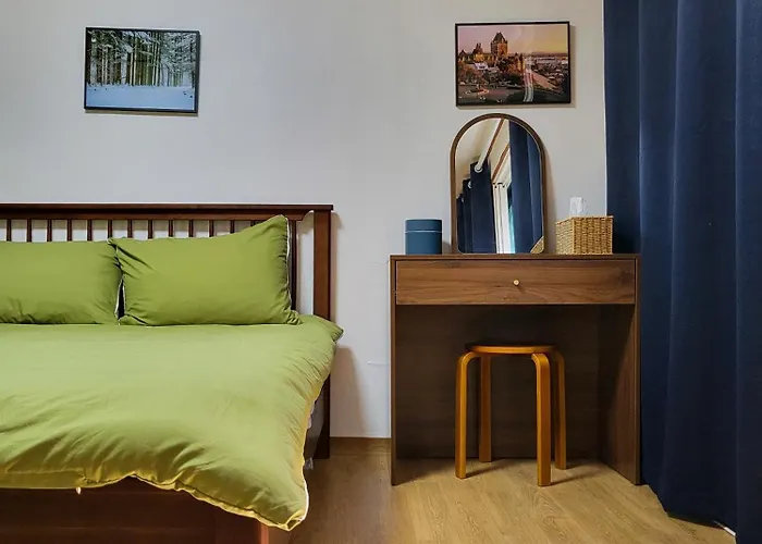 77m2 K-room, 3 Bedrooms, 2 Bathrooms, 4min To Subway 아파트 서울특별시
