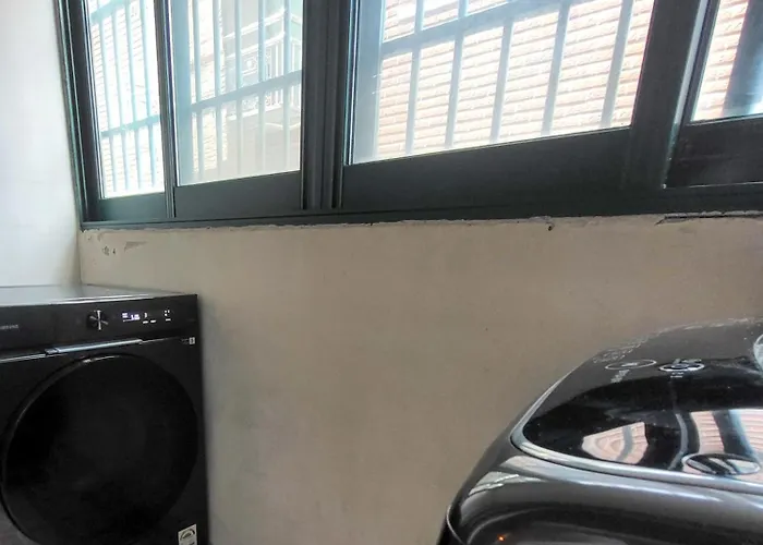 77m2 K-room, 3 Bedrooms, 2 Bathrooms, 4min To Subway 아파트 *