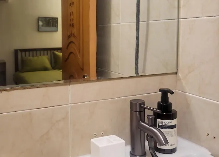 77m2 K-room, 3 Bedrooms, 2 Bathrooms, 4min To Subway * 서울특별시